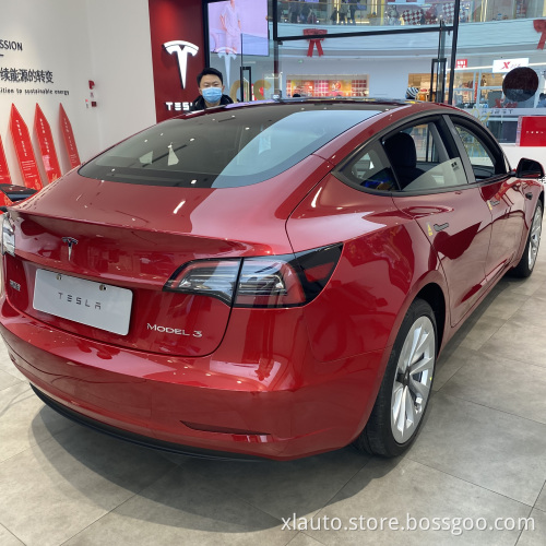 Nuovo veicolo elettrico puro 675 km Tesla Modello Y Modello 3 Auto elettrica